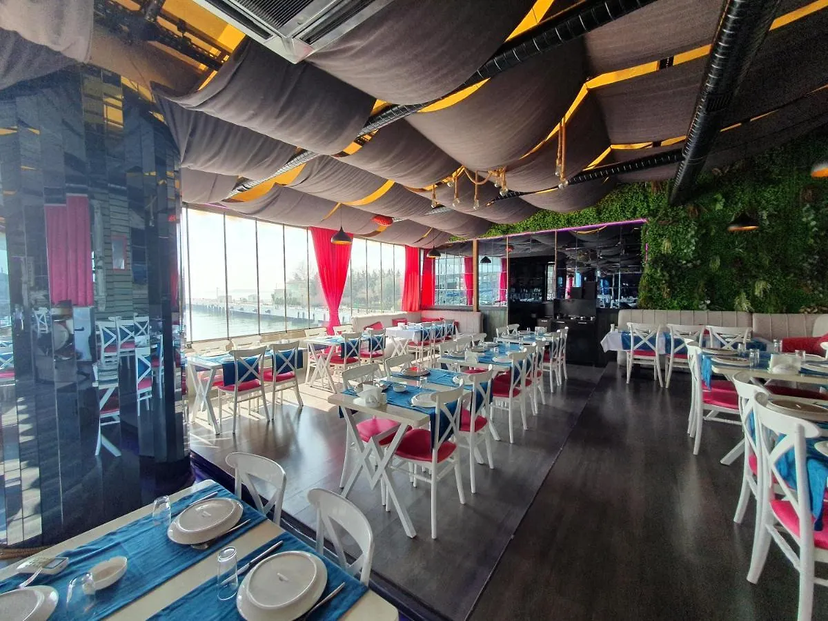 Marine Inn Hotel Baku