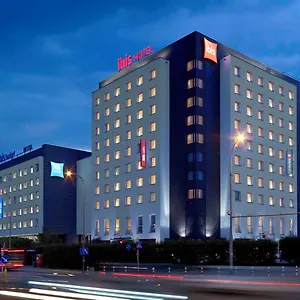 Otel Ibis West Station